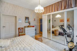 Schlafzimmer OG