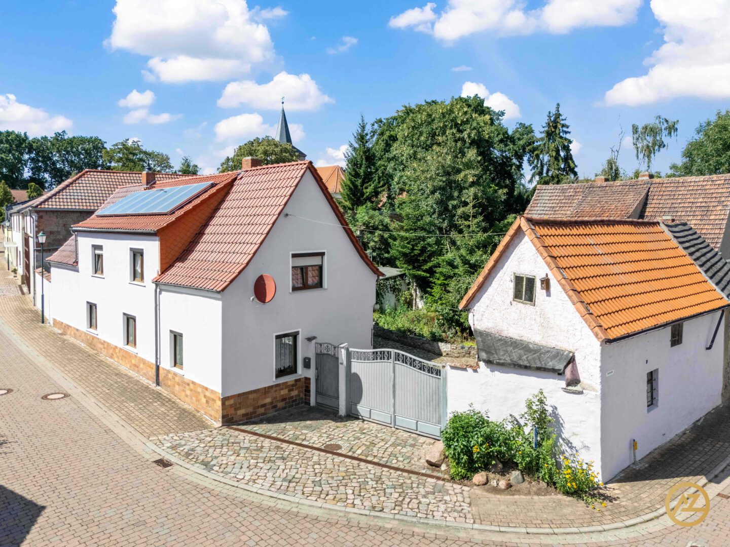 Straßenansicht