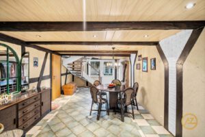 Hinterhaus - Eingangsbereich