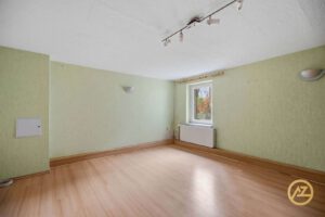 Büro im Keller