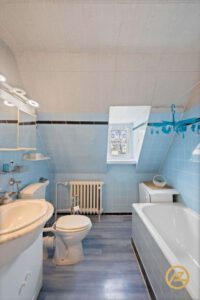 Badezimmer DG